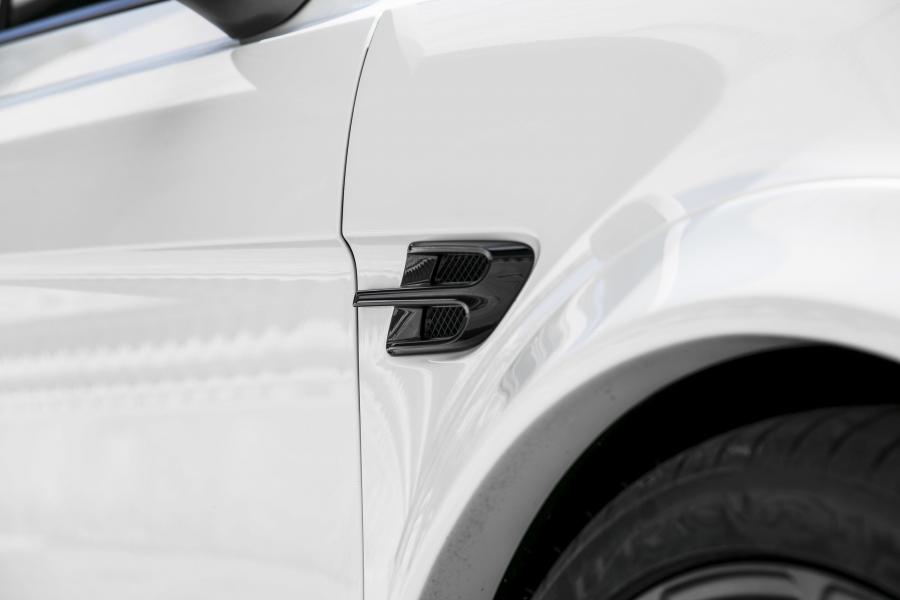 Детали экстерьера Bentley Bentayga GTX 4x4 by ONYX Concept 2018 года  (фото 9 из 31)